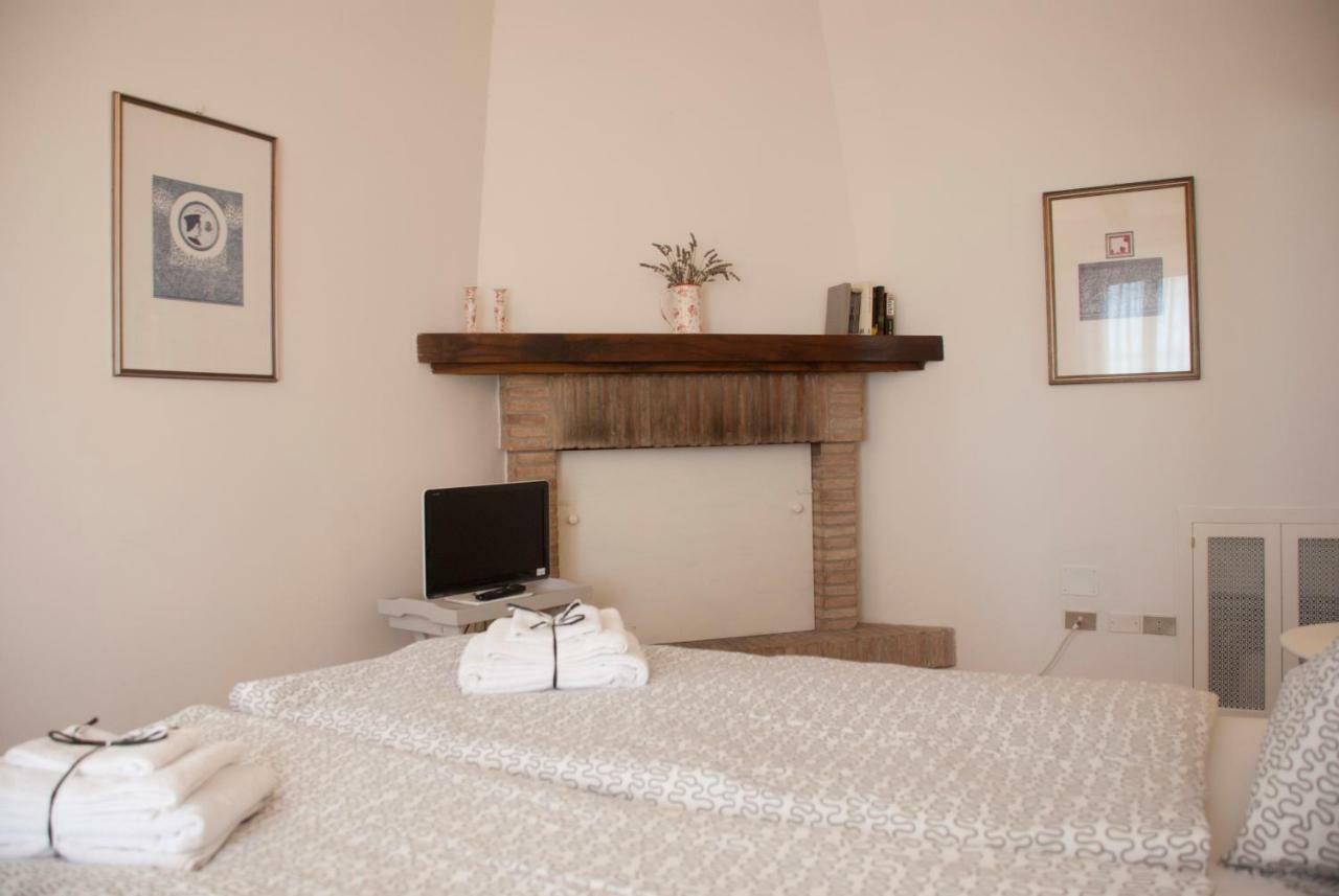 Bed and Breakfast Calmancino Delle Selve Урбино Экстерьер фото